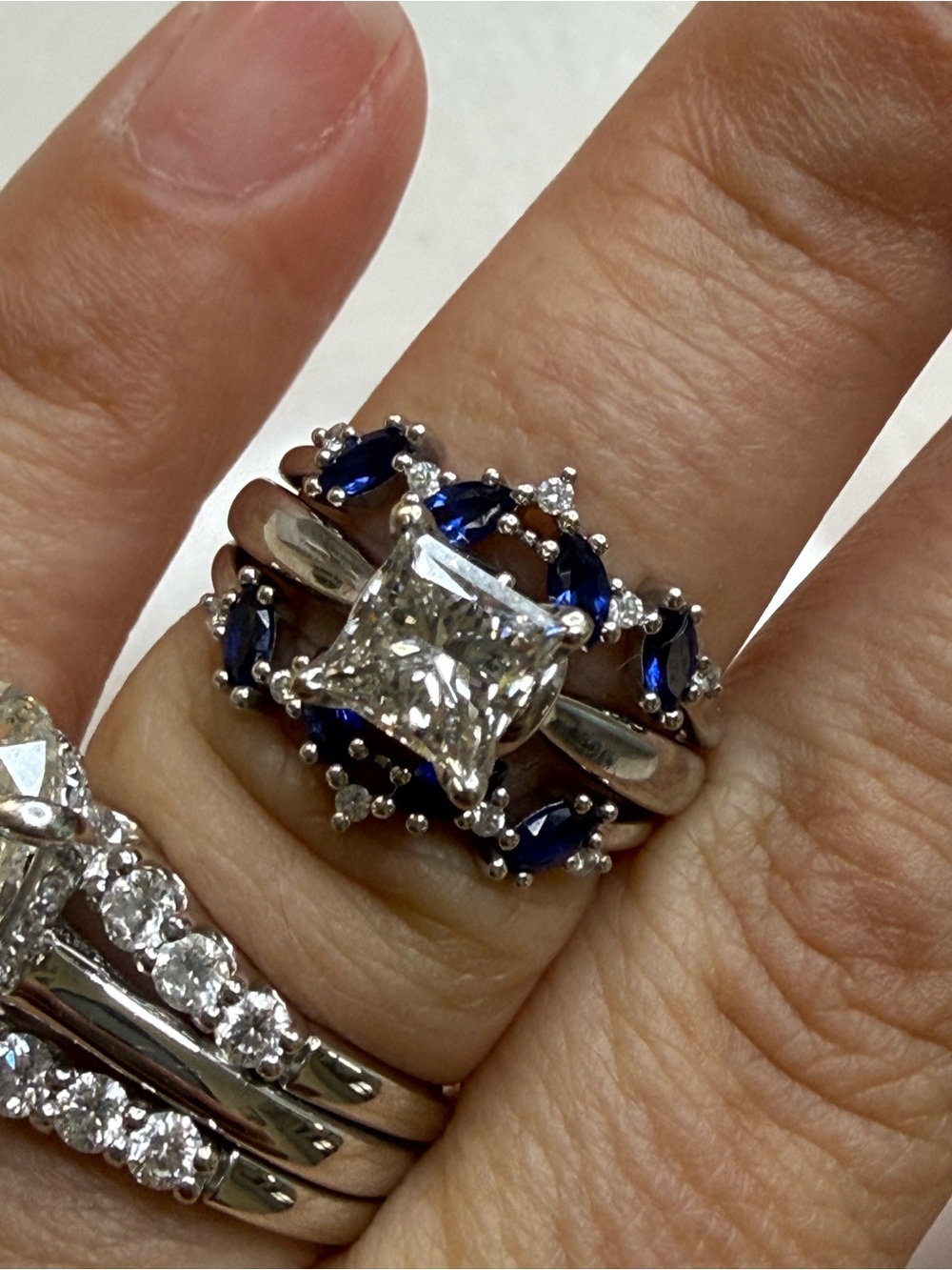 10k White Gold Rings - Picture 8 of 9